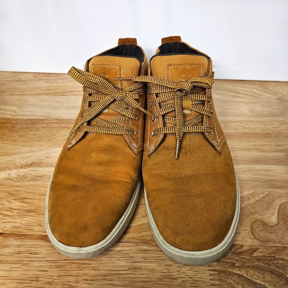 Timberlands Chucka